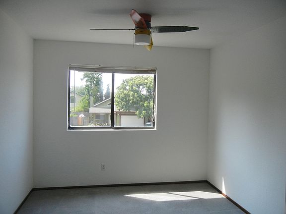 5th image of 943 Pulteney Pl