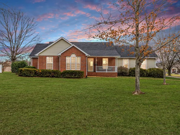 1004 Nina Dr, Springfield, TN 37172