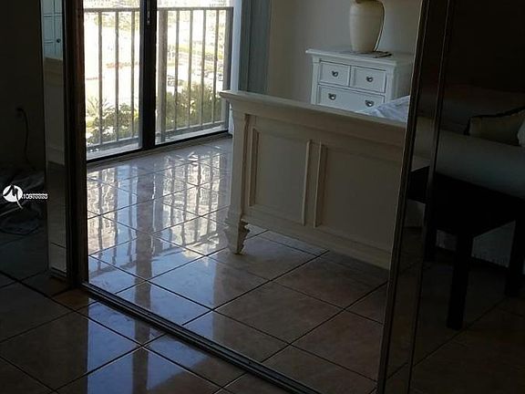 2nd image of 210 174th St APT 1015