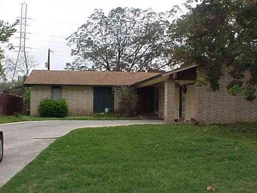 2nd image of 8239 QUAIL CREEK DR