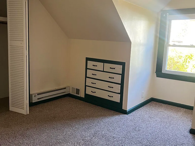 230 Cornell Ave — Photo 12