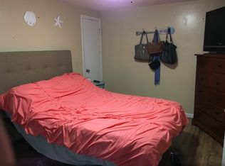 77 Sherry Dr, Atlantic Beach, FL 32233