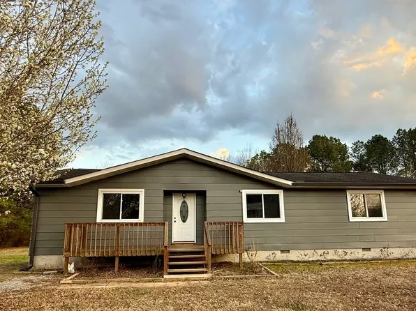 1801 Dews Pond Rd SE, Calhoun, GA 30701