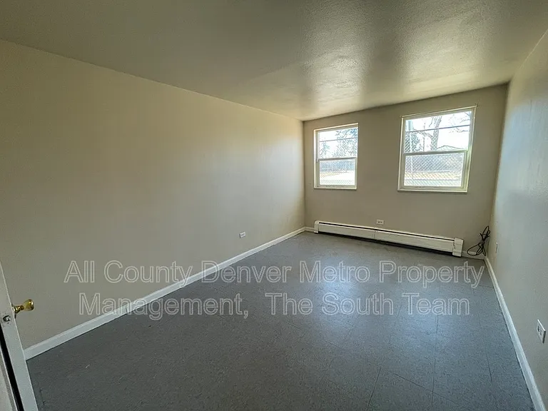 1590 Clinton St #4 — Photo 3