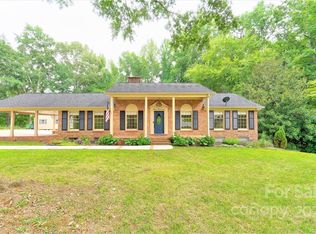 300 Oak Ave, Shelby, NC 28152