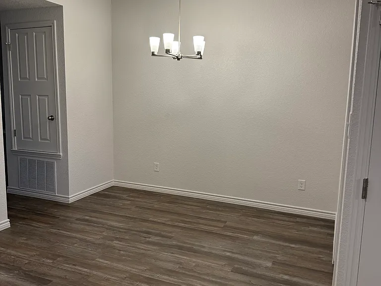5706 McGregor Ct — Photo 5