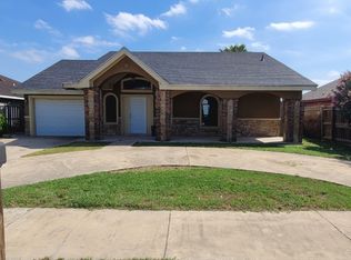 1009 W Albatross Ave, Pharr, TX 78577