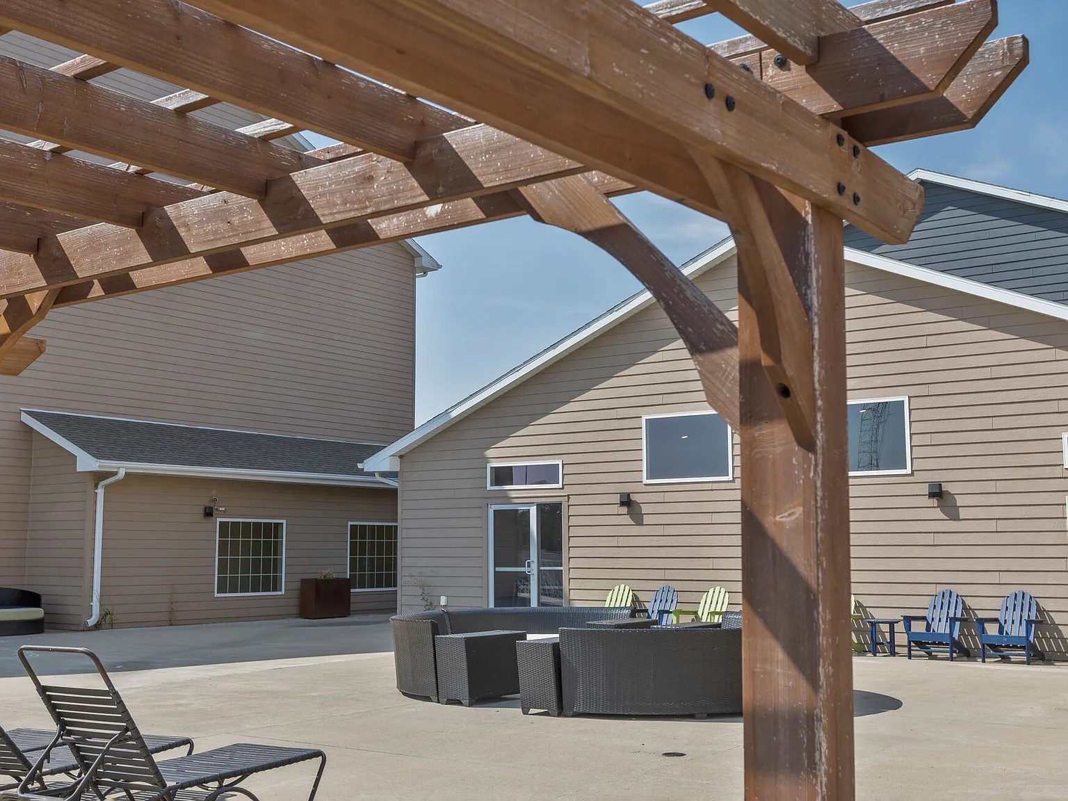 Dakota Pointe — Photo 2