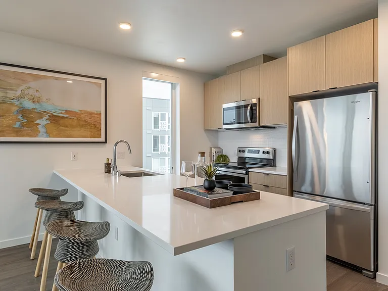 Jackson Apartments — Photo 16