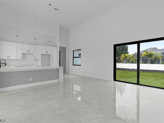 5th image of 2826 NW 42nd Ave