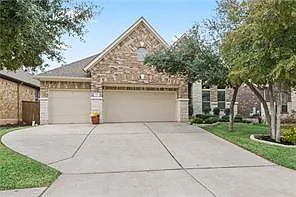 115 Driftwood Dr — Photo 1