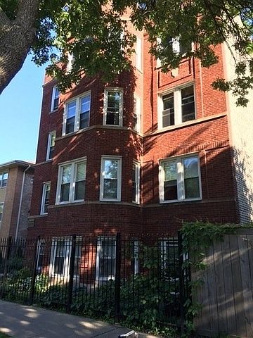 1st image of 1645 W Lunt Ave APT 3S