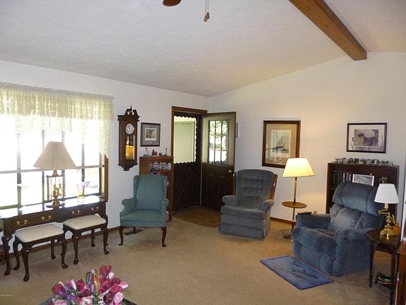 2nd image of 52 Old Mill Dr Unit 7