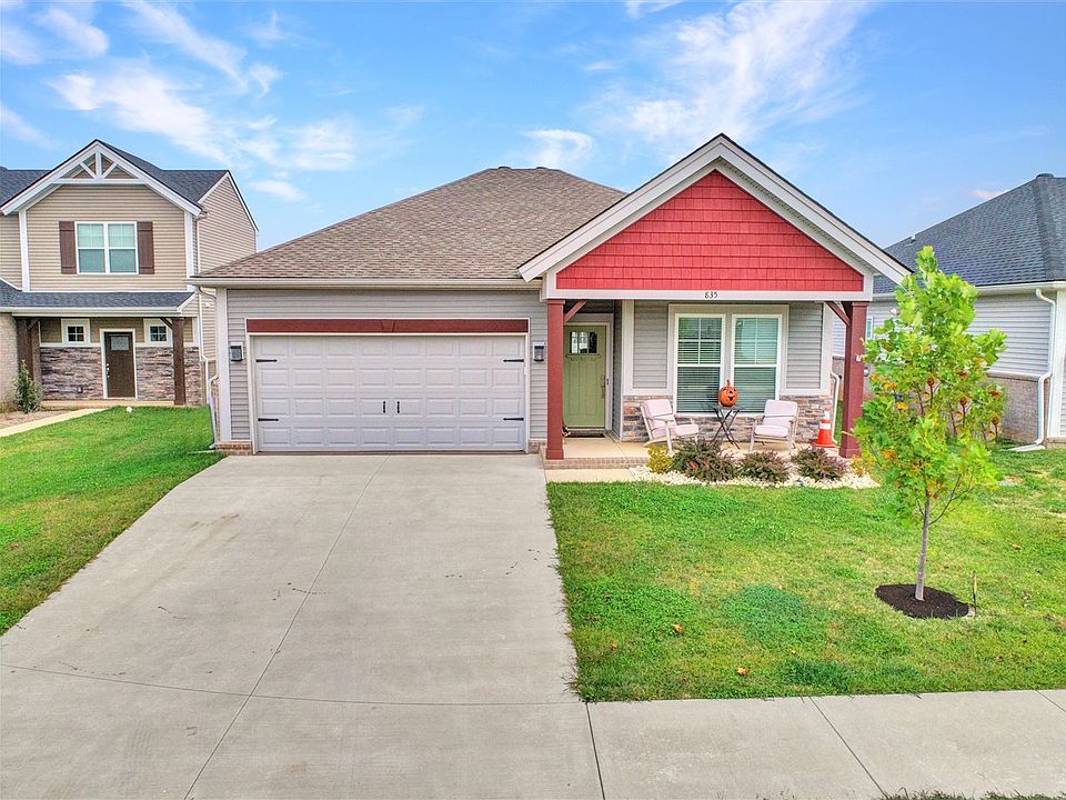 1st image of 835 Saucer Ct
