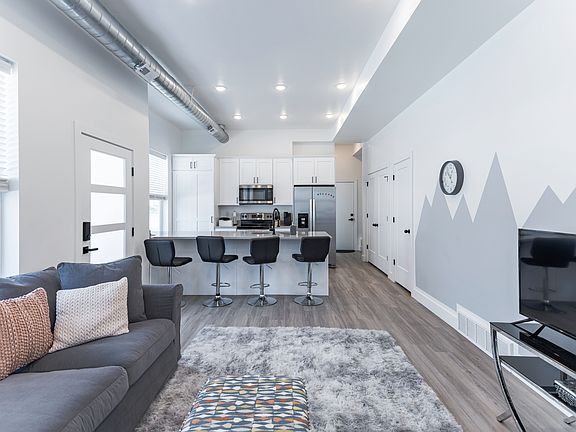 Living room, Kitchen