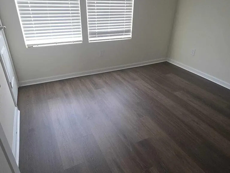 592 Running Woods St — Photo 12