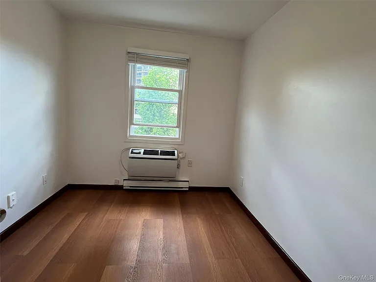 209-14 23rd Ave #3 — Photo 16