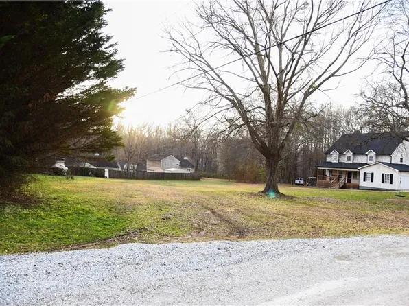 1264 Highway 211 NE, Winder, GA 30680