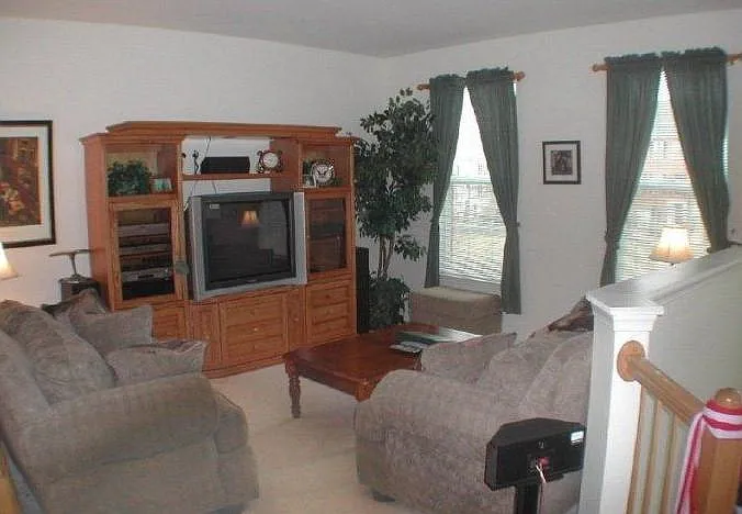 21121 Camomile Ct — Photo 3