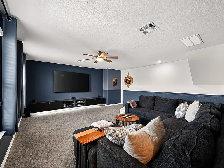 21415 Watercourse Way — Photo 13