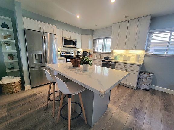 2nd image of 2680 Worden St Unit 77