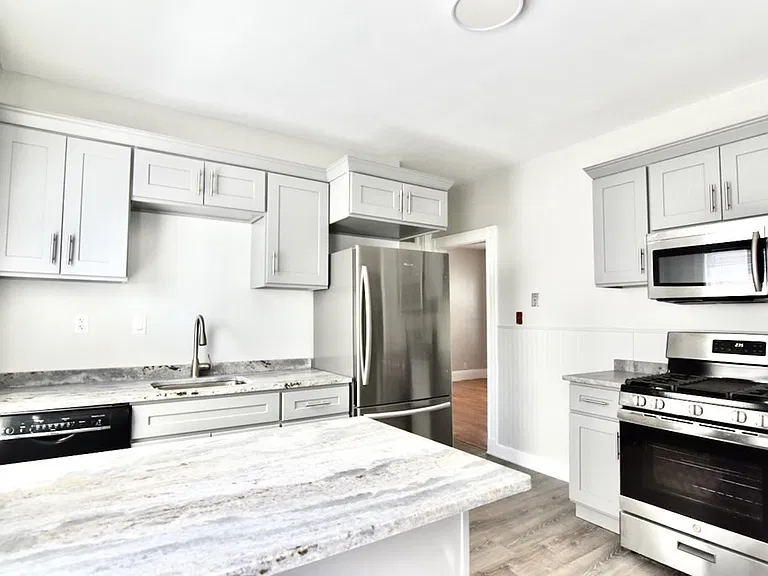 82 Fuller St #1 — Photo 13