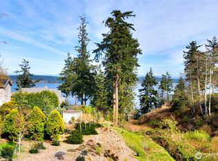 2303 N Bluff Rd, Greenbank, WA 98253