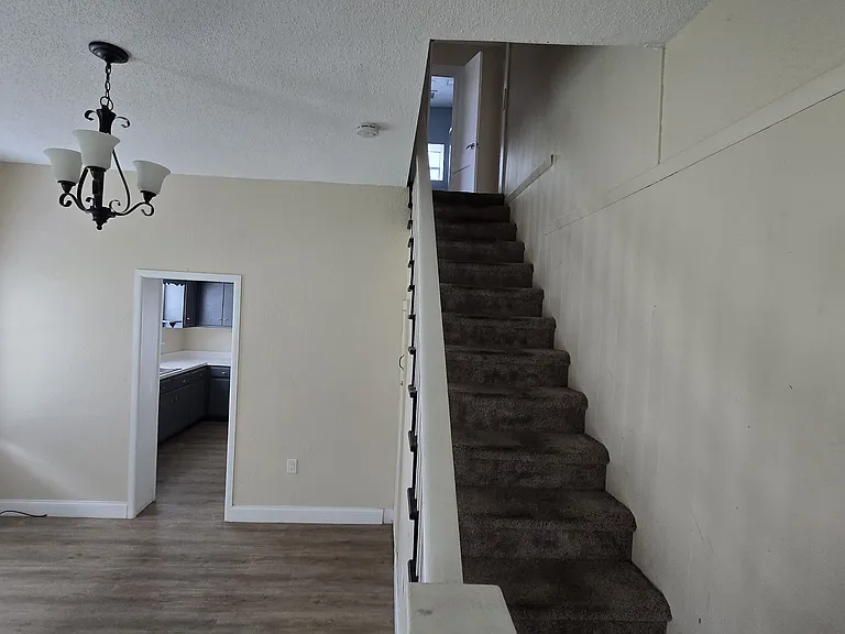 4402 Old Road 37 — Photo 2