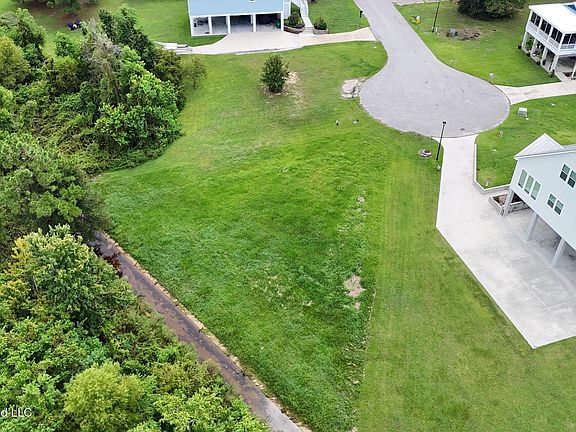 5th image of Sarahs Ln Lot 16