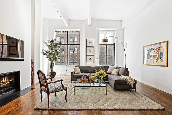 Sold by Citi Habitats | media 2