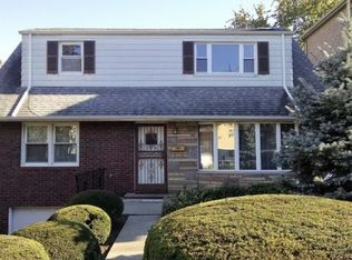 1176 14th St, Fort Lee, NJ 07024