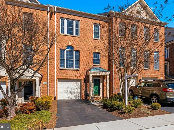 487 Winding Rose Dr, Rockville, MD 20850