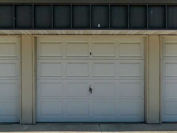 4th image of 1281 Mesa Dr #0
