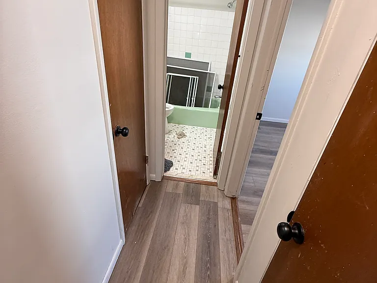 1358 10th Ave SE #3 — Photo 8