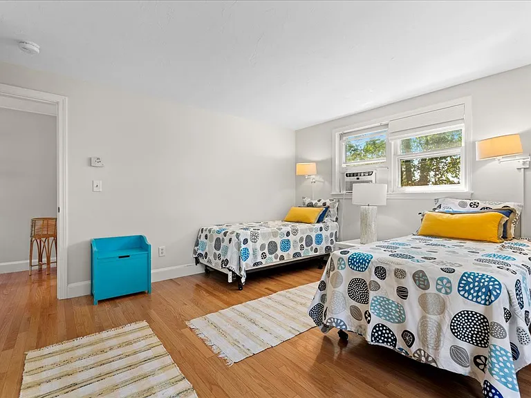 9 Priscilla Ave — Photo 32