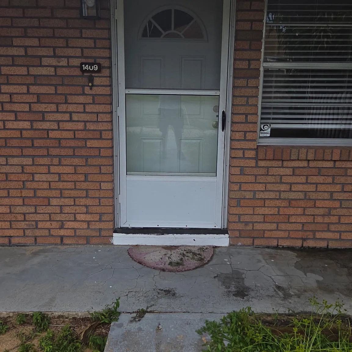 2 bed, 800 sqft, $1,200 — Photo 1