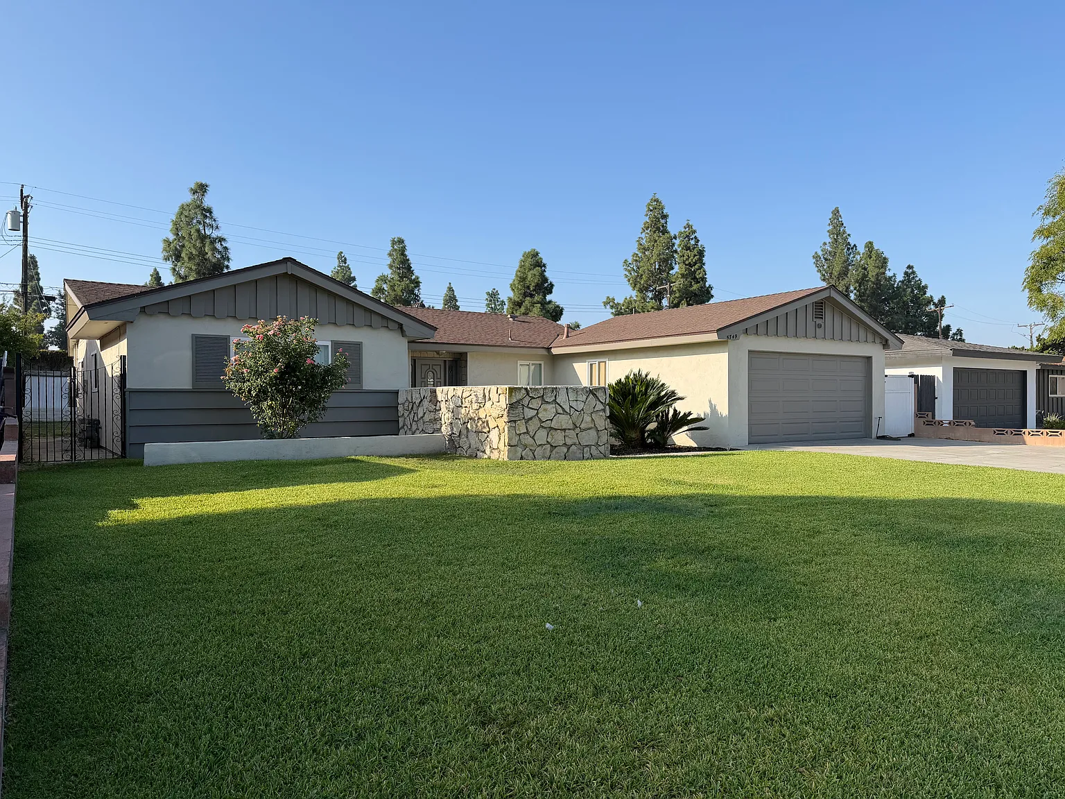3 bed, 1584 sqft, $3,500 — Photo 2