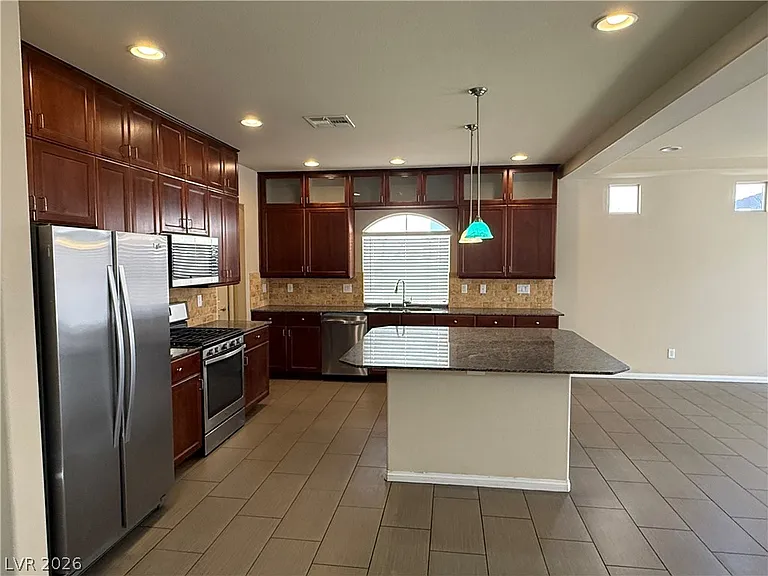 6083 Crown Palms Ave — Photo 8