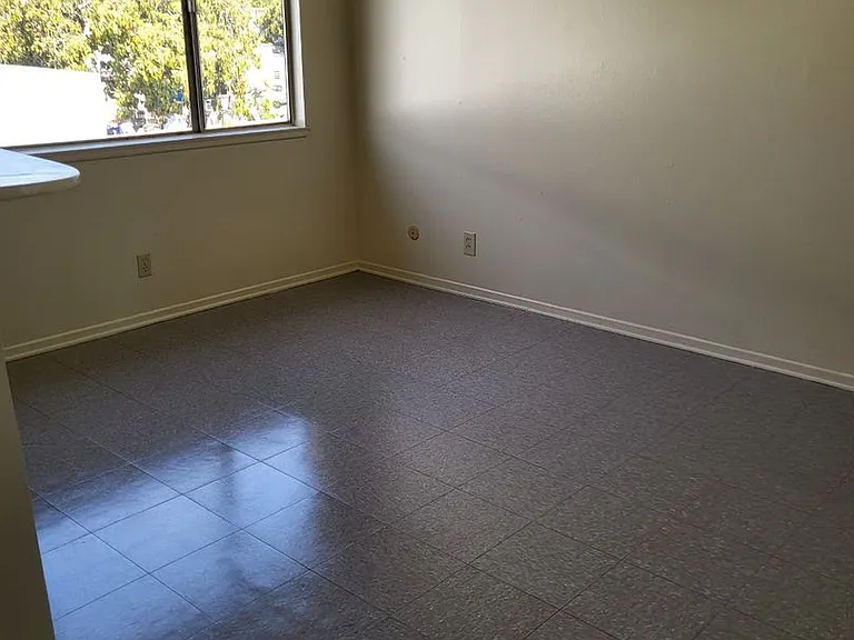 3627 Santa Ana St — Photo 14