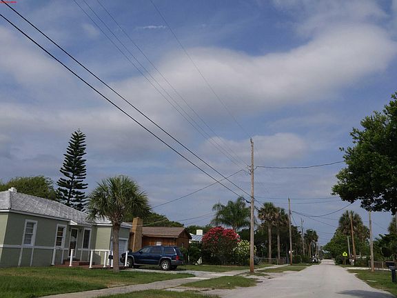 5th image of 442 Golf Blvd