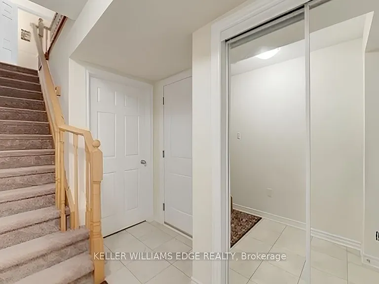 383 Dundas St E #38 — Photo 12