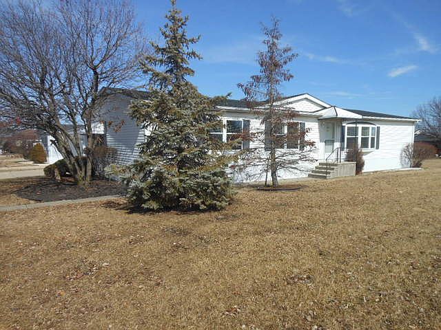1st image of 104 Petunia Cir