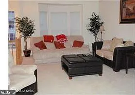 110 Chesterbrook Ct — Photo 5