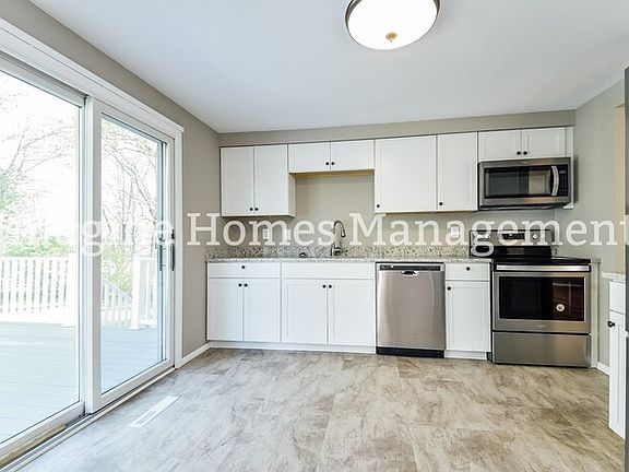4th image of 9444 Monticello Dr