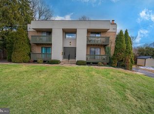 112 Lantoga Rd #B, Wayne, PA 19087