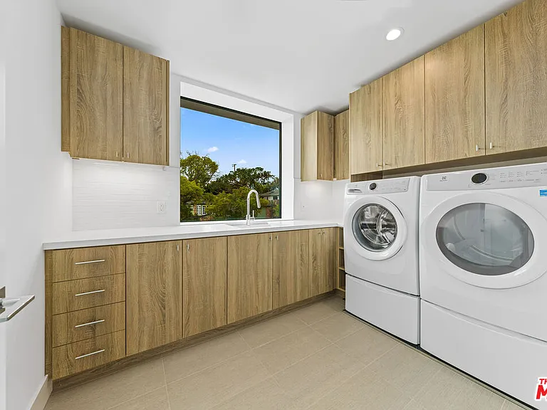 13206 Dewey St — Photo 20