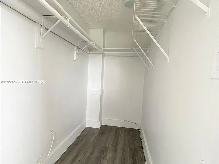 8520 SW 133rd Avenue Rd #406 — Photo 6