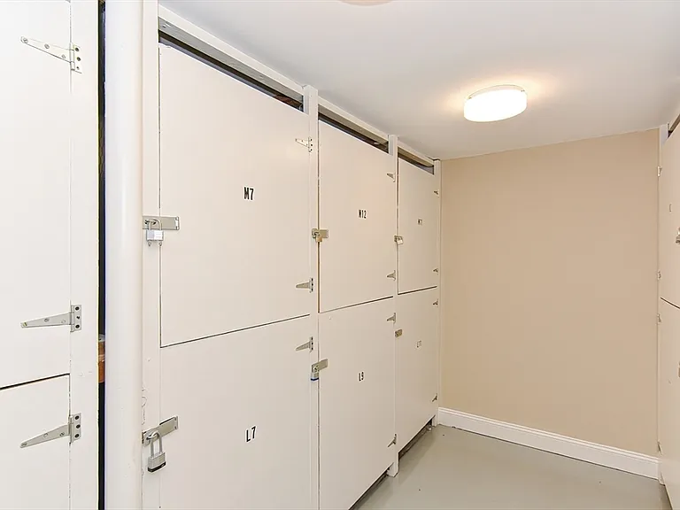 219 Rock St #G9 — Photo 27