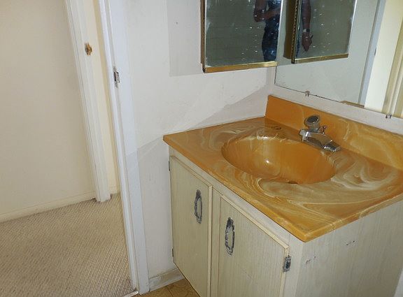 4th image of 400 Park Ave APT 302
