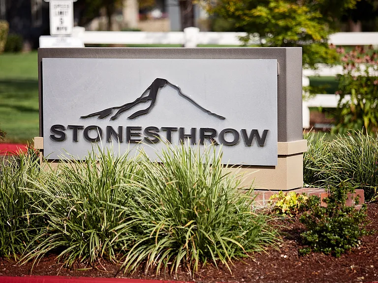Stonesthrow Apartments — Photo 15